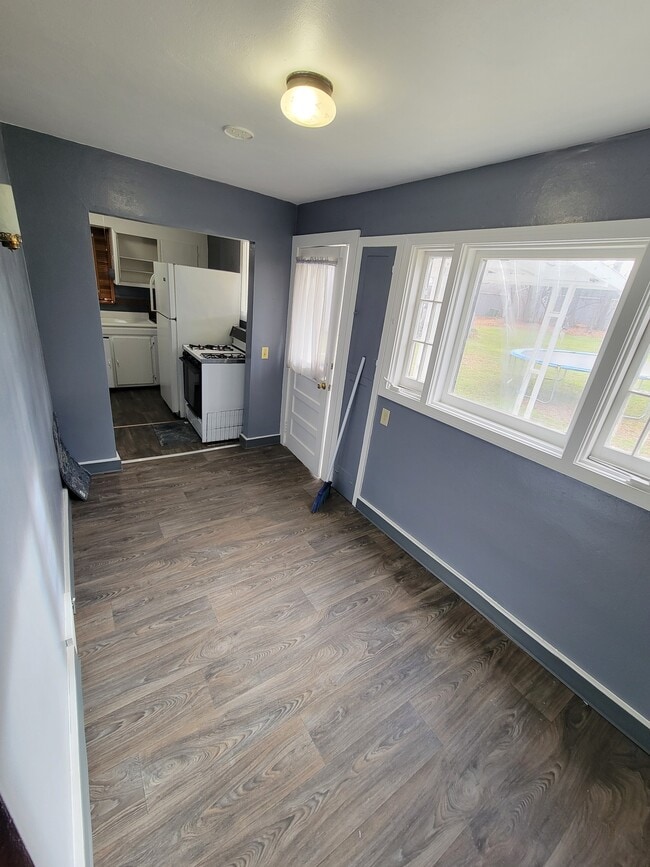 Building Photo - 202 Prospect St