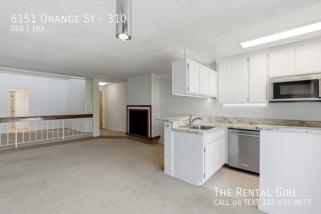 Building Photo - 6151 Orange St