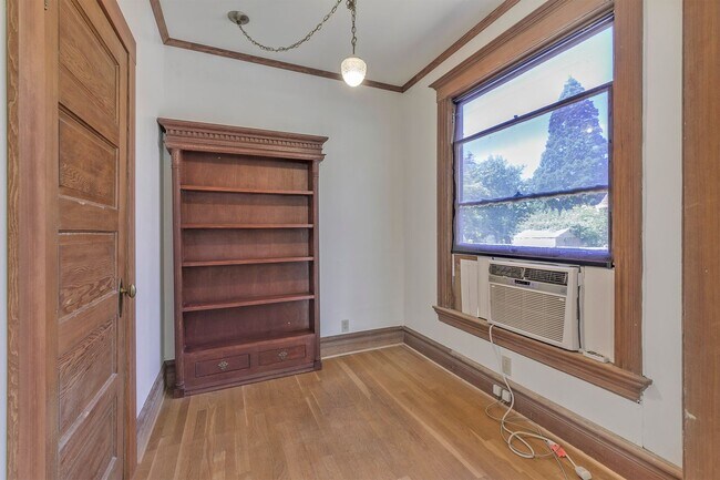 Building Photo - Historic Elegance Meets Modern Comfort – Beautifully Restored 1904 Victorian in the Heart of Fore...
