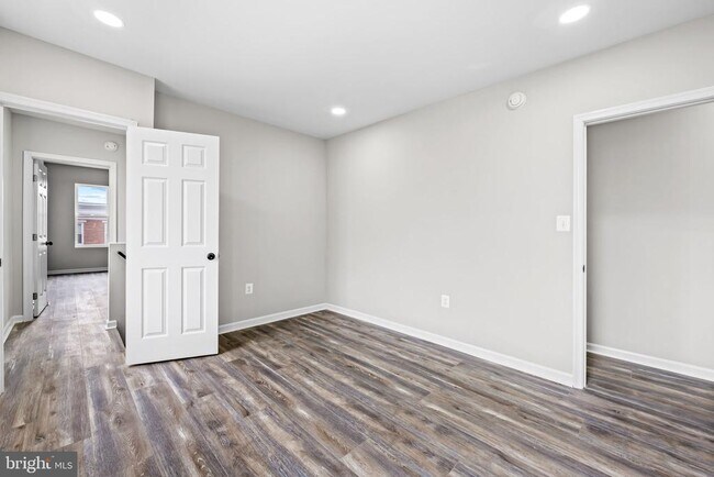 Building Photo - 1918 E Lafayette Ave