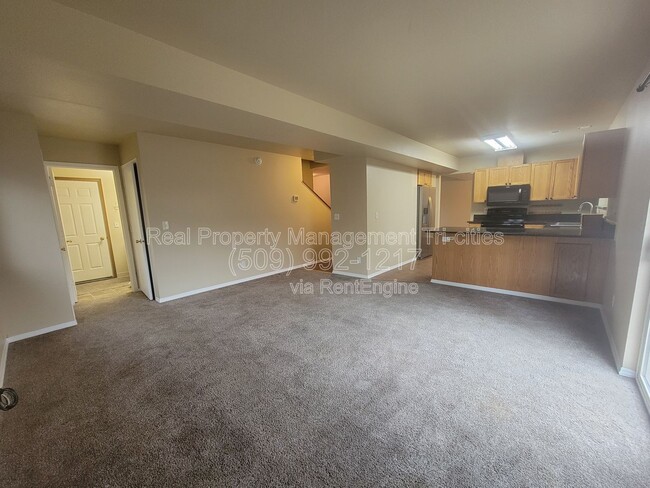 Building Photo - 5010 E Killdeer Ct