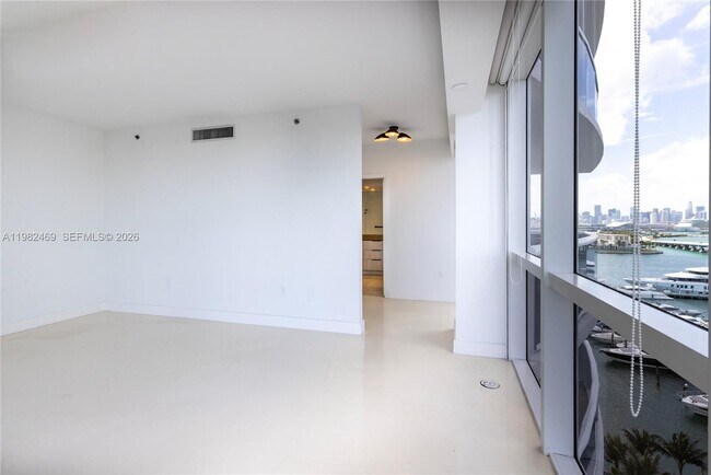 Building Photo - 400 Alton Rd