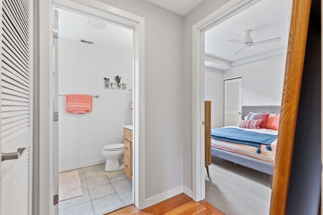 Building Photo - 2535 13th St NW
