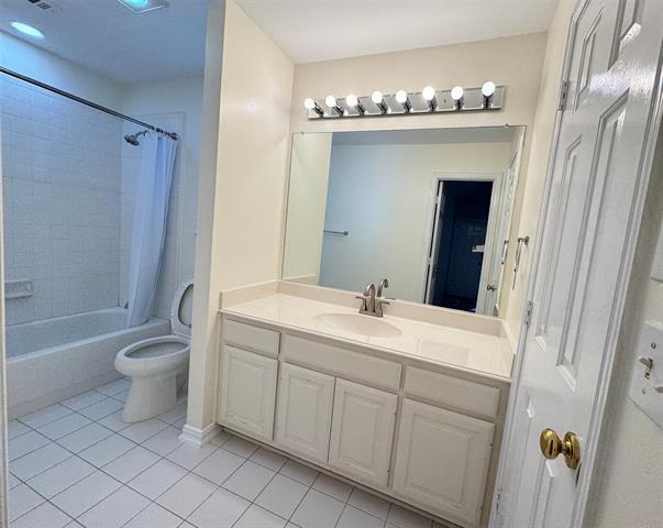 Building Photo - 3720 Southport Dr