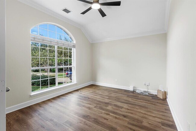 Building Photo - 10805 Ariock Ln