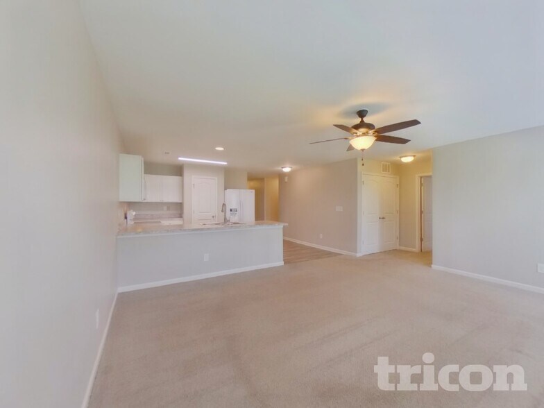 Building Photo - 567 Scarlet Leaf Ln.