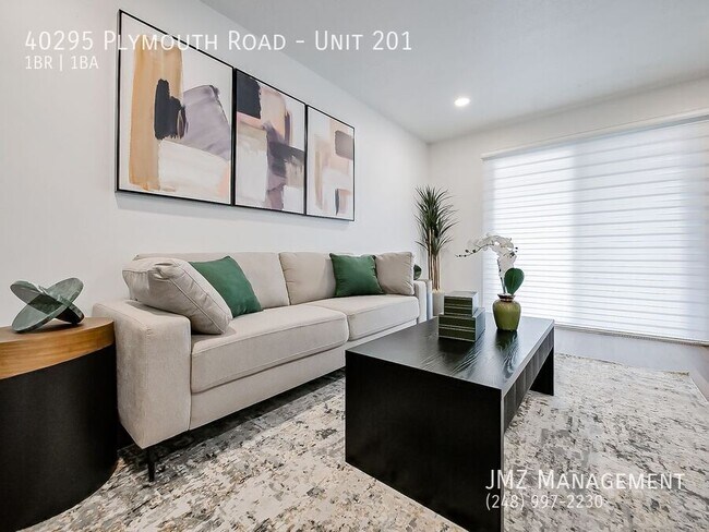 Building Photo - 40295 Plymouth Rd