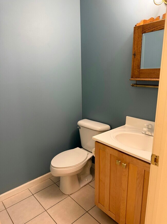 Building Photo - 212 Chauncey Ct