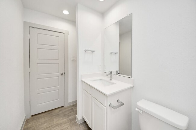 Building Photo - 7803 Golden Rubia Ln