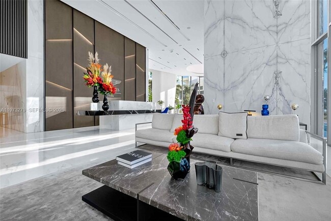 Building Photo - 300 Biscayne Blvd Way