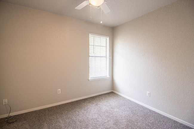 Building Photo - Westgate Village