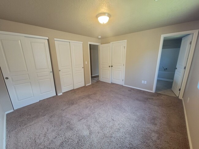 Building Photo - Rambler in kennewick