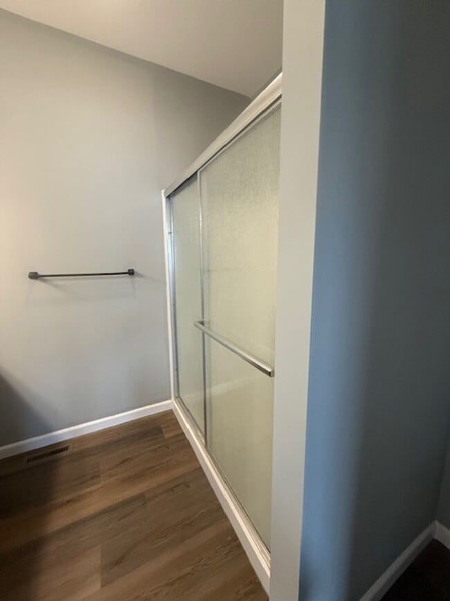 Building Photo - Charming 3-bedroom/2-bathroom single family home in Washington, IL