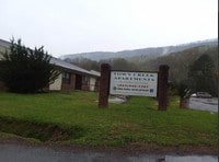 Building Photo - Town Creek Apartments