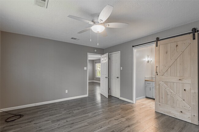 Building Photo - 1022 Landing Way