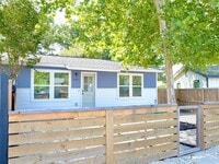 Building Photo - 1401 Marcus Pl