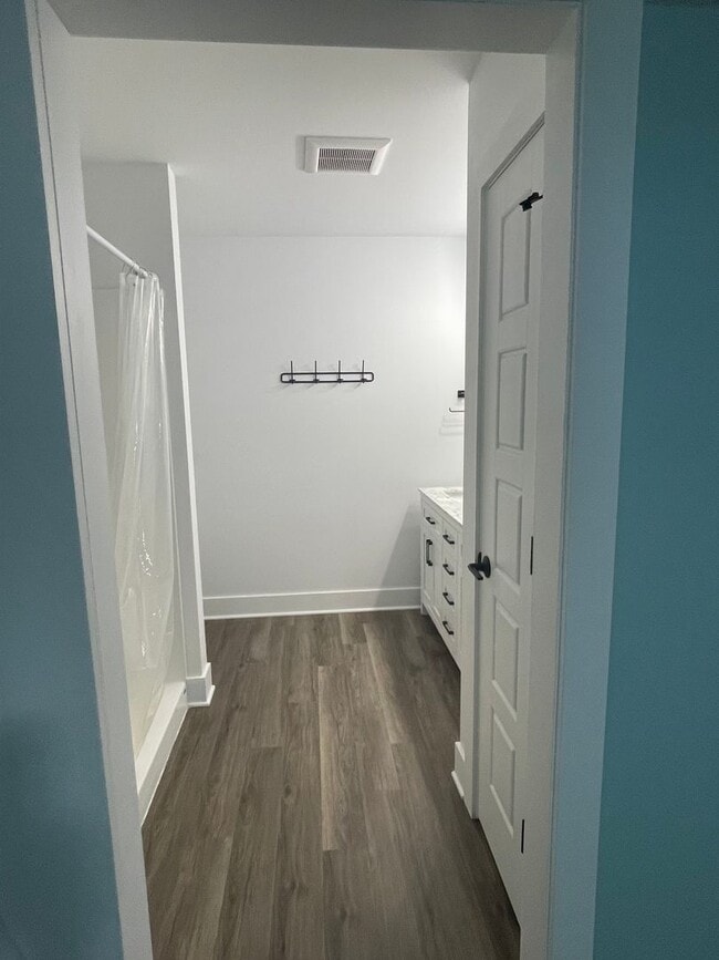 Building Photo - Welcome Home