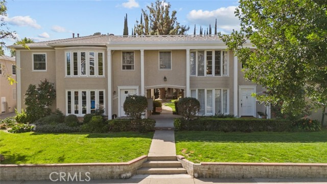 Building Photo - 15234 Dickens St