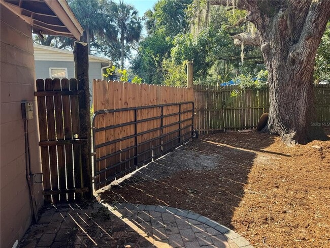 Building Photo - 1810 Washington Ave