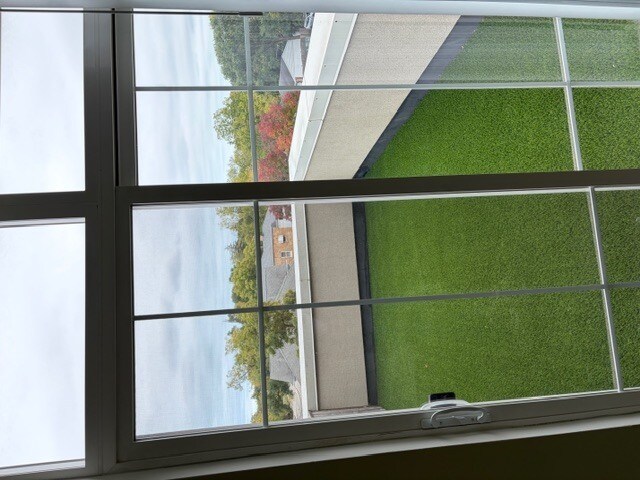 Building Photo - 625 Deerfield Rd