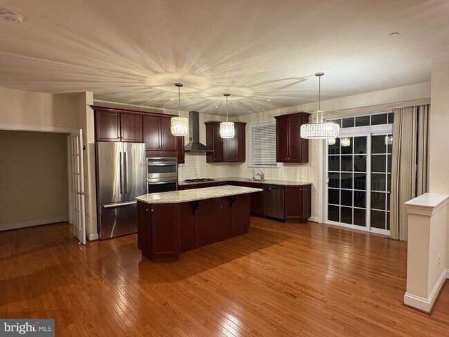 Building Photo - 107 Shilling Ave