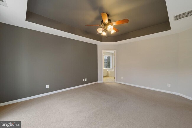Building Photo - 2487 Sycamore Lakes Cove