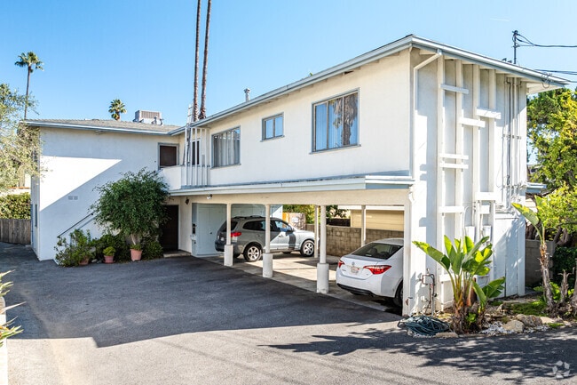 Building Photo - 3643 Monon St