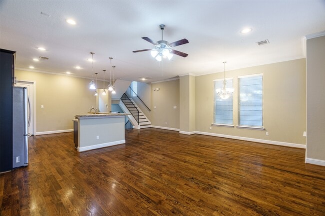 Building Photo - 1518 Birdsall St