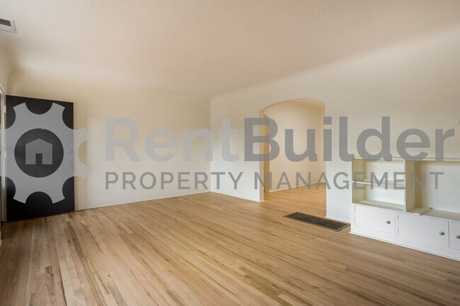 Building Photo - CALL US TODAY AT (505) 808-6467 TO SCHEDULE A CONVENIENT SHOWING