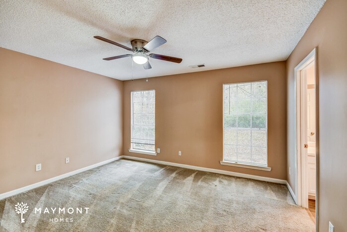 Building Photo - 4717 Hollow Ln