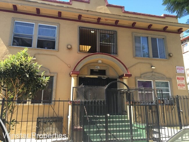 Building Photo - 461 Witmer St