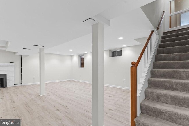 Building Photo - 7609 Woodridge Cir