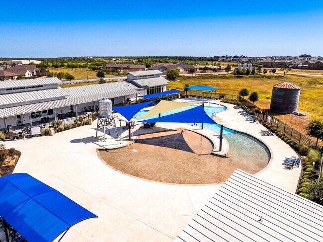 Building Photo - NO CARPET! Up to 1 Month Free Rent with 18-24 Month Lease! No Security Deposit Programs Available.