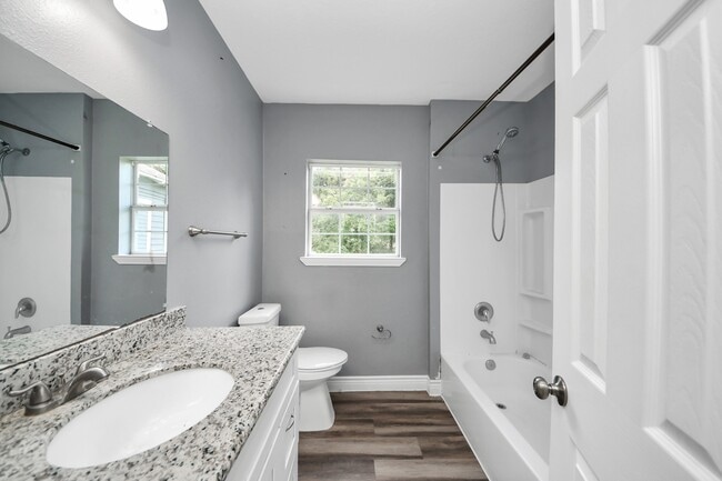 Building Photo - 221 3rd St N