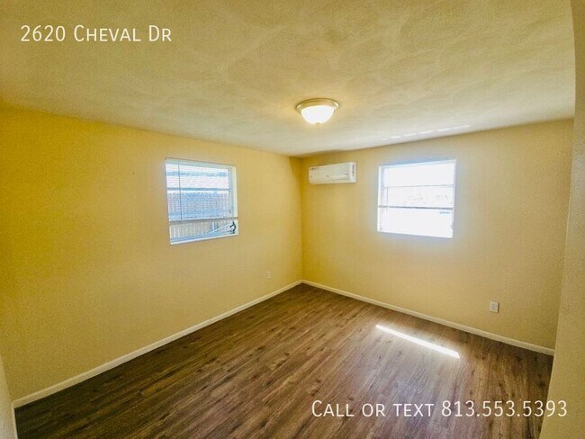 Building Photo - 2620 Cheval Dr