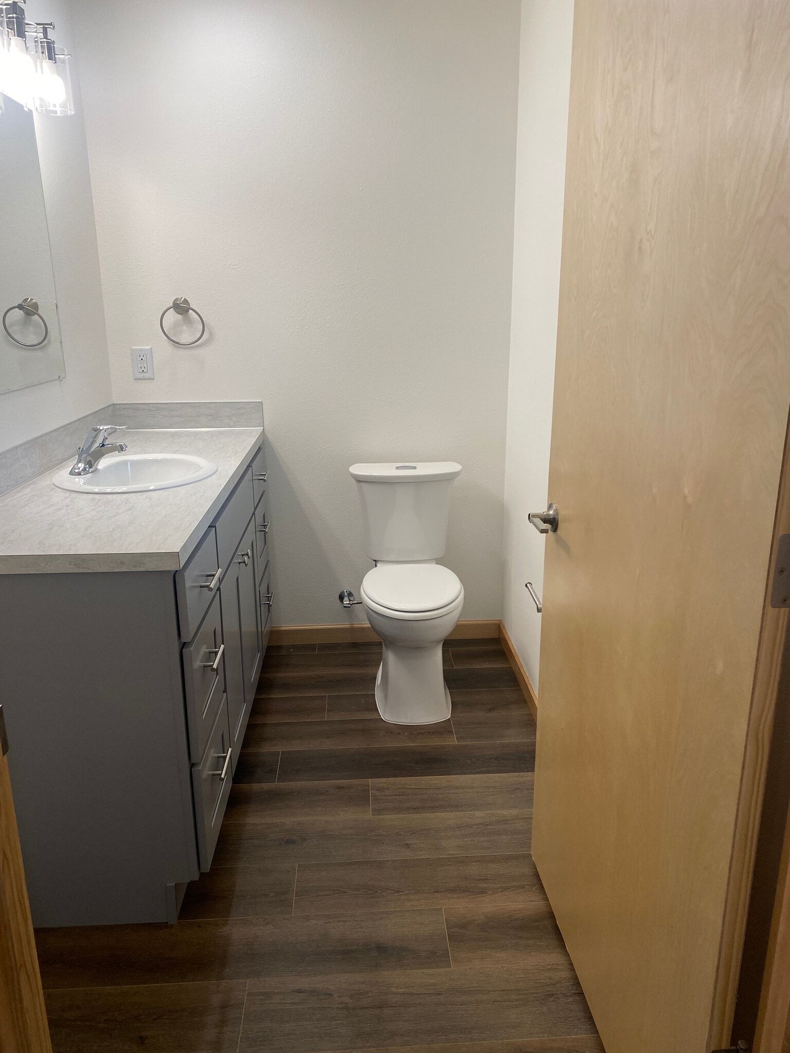 Building Photo - 777 St Charles St