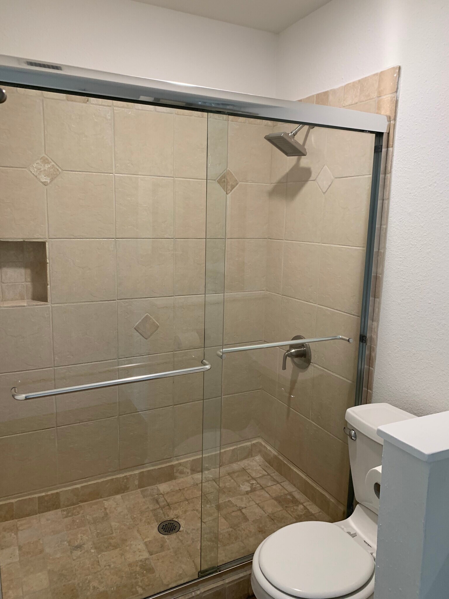 Primary Bath - 4554 E Paradise Village Pky N