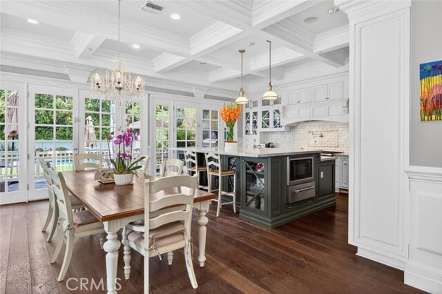 Building Photo - 4533 Farmdale Ave