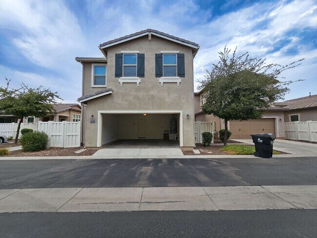 Building Photo - 2268 S Henry Ln