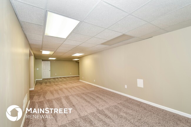 Building Photo - 7120 Ridge Creek Rd