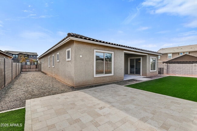 Building Photo - 23018 E Orchard Ln