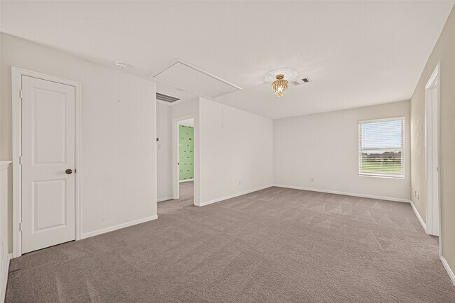 Building Photo - 3242 Spanish Oak Ln