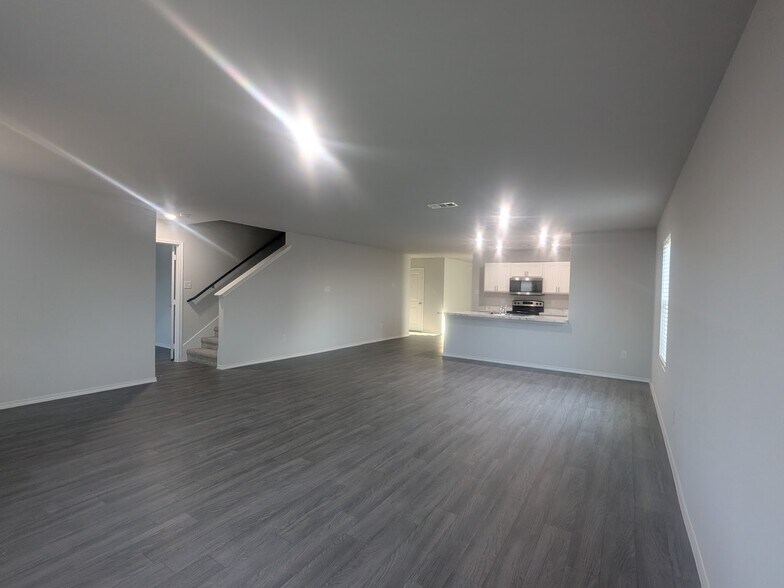 Building Photo - 509 Tall Mdws Dr