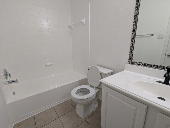 Building Photo - 16515 Beckland Ln