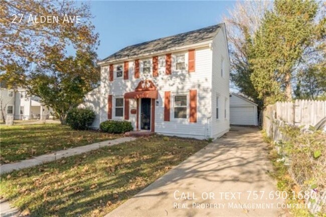 Primary Photo - 3 BR, 2 BA newly renovated 1,462 sf single...