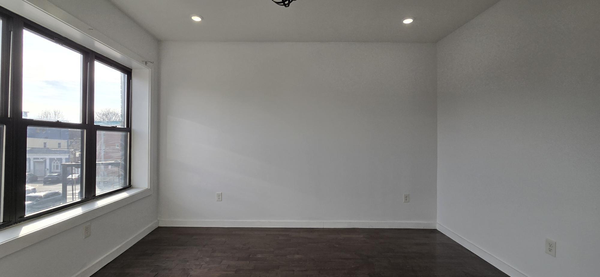 Building Photo - 487 Ocean Ave