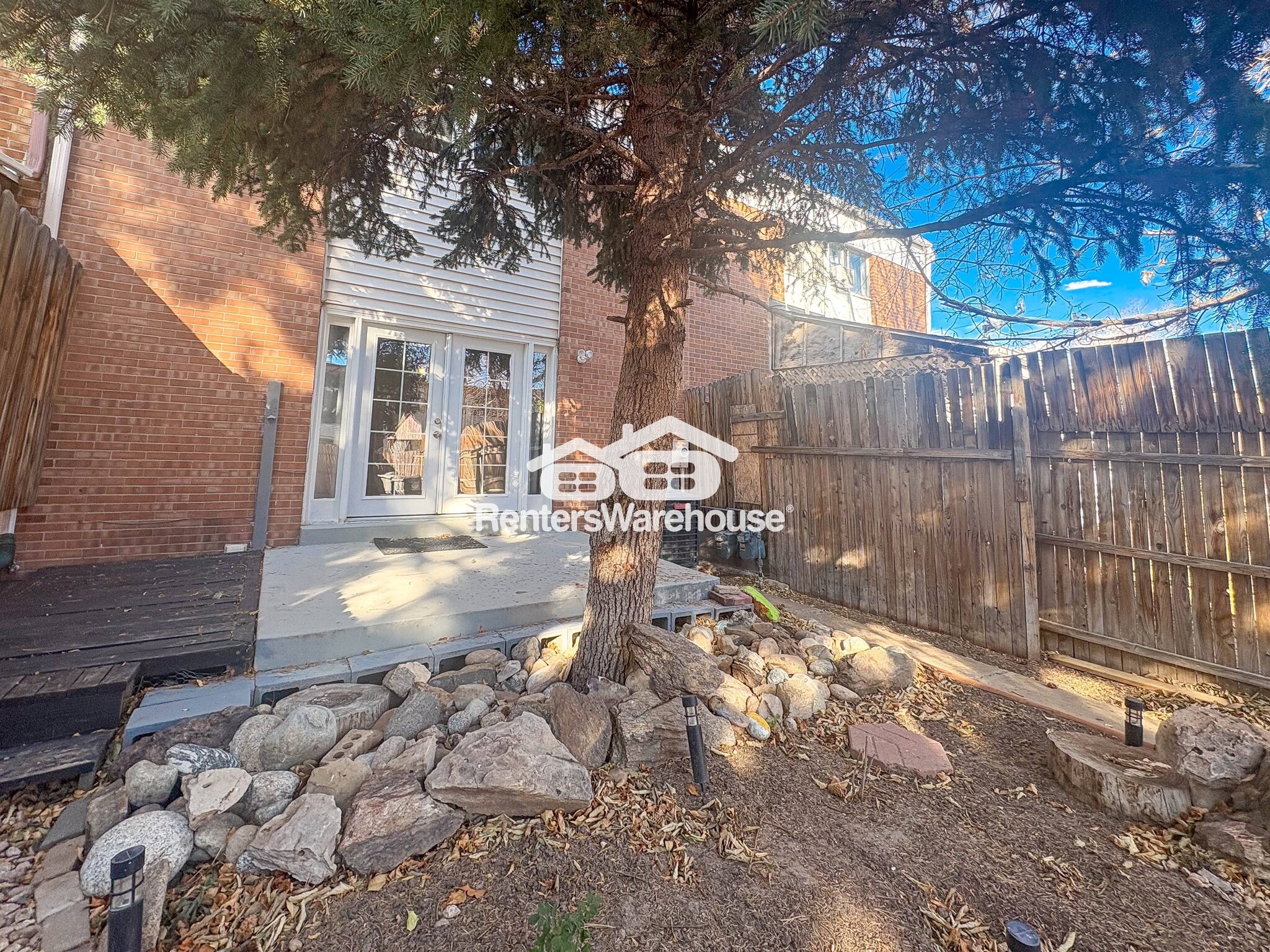 Building Photo - 632 E 116th Ave