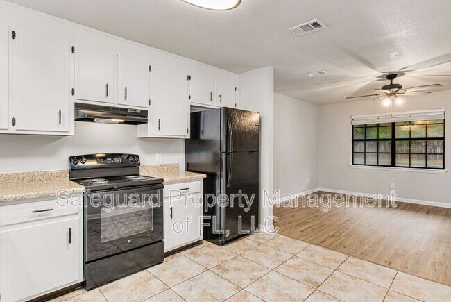 Primary Photo - 4173 Ravenwood Dr