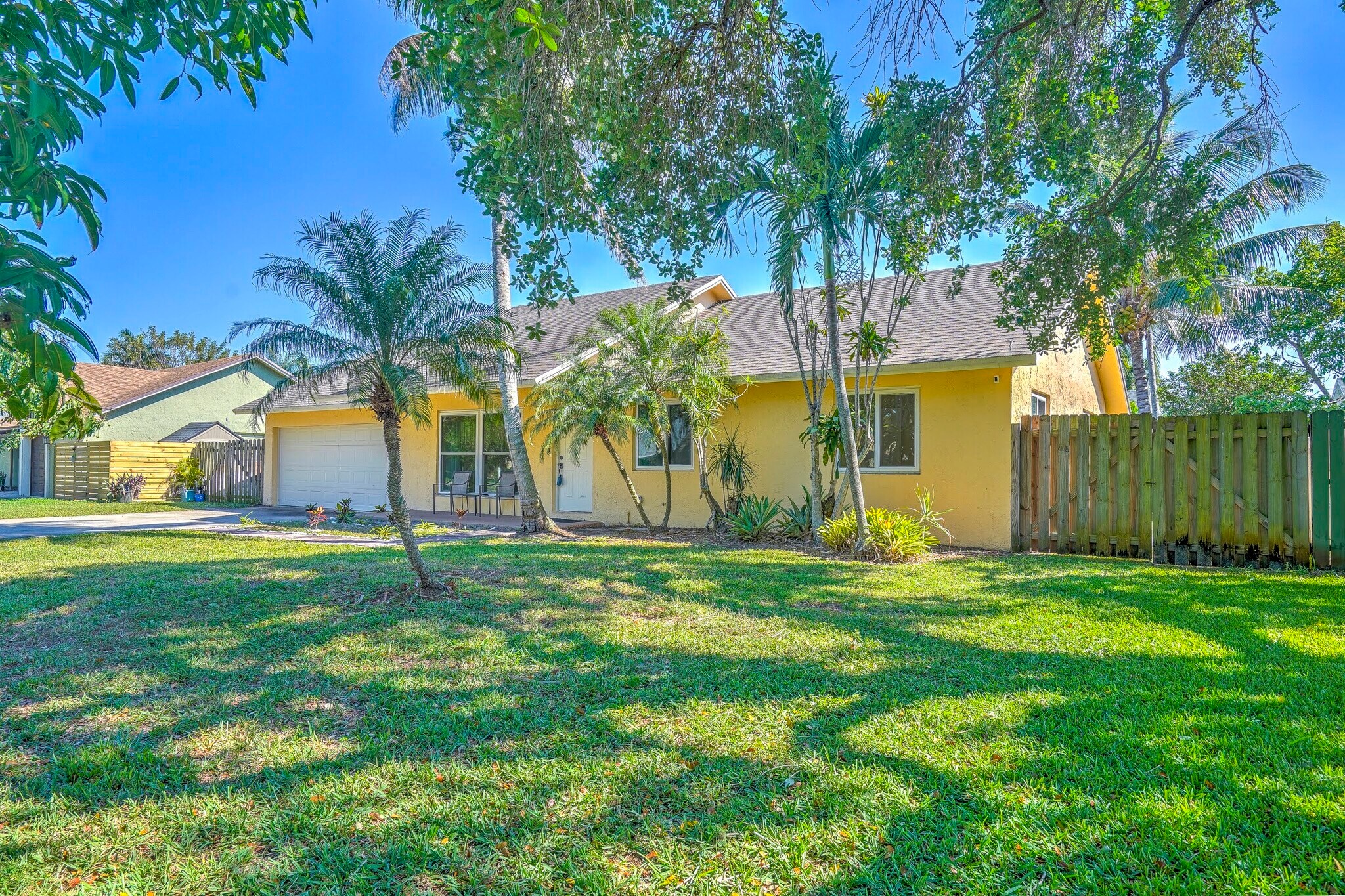 Building Photo - 1386 Fulmar Dr
