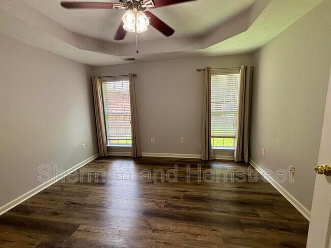 Building Photo - 831 D'Antignac St